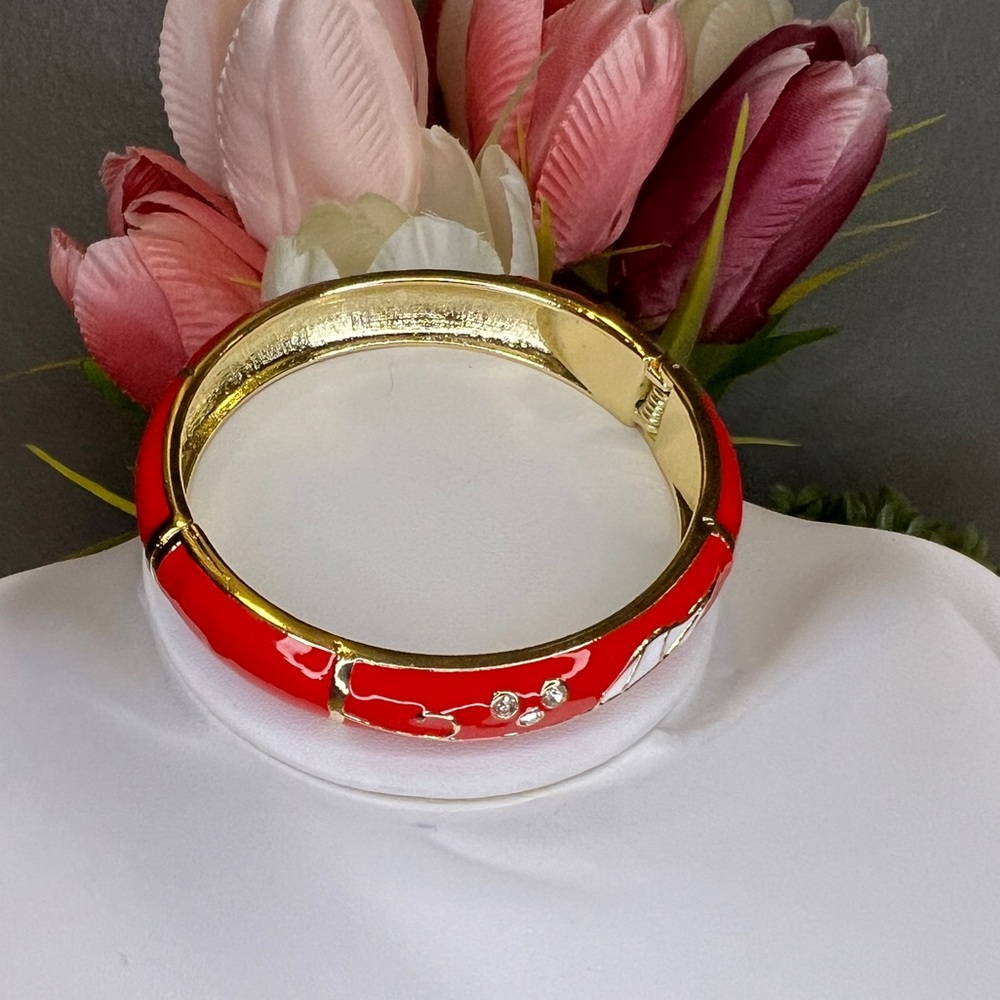 Red/White Leaf Enamel Clamp Bangle - Picture 4 of 5